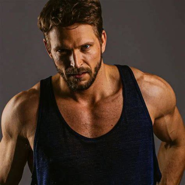 Jon Cor's Marital Bliss Revealed