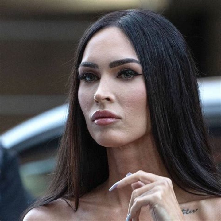 See Megan Fox With A Cherry In Two Different Bikinis More Than 10 Years